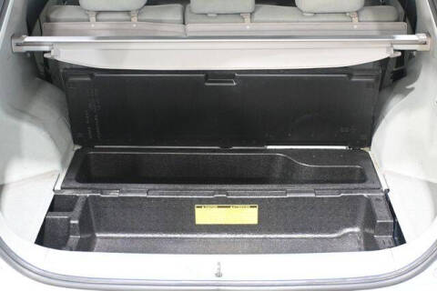 2013 Toyota Prius v Three