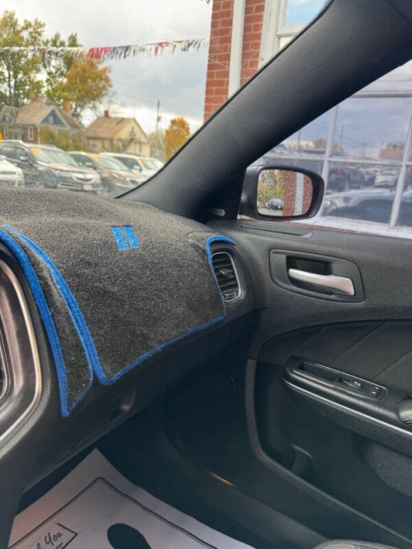 2016 Dodge Charger SXT