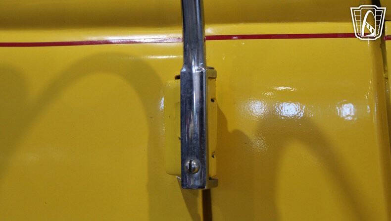 1935 Ford Deluxe