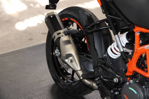 2023 KTM DUKE 390