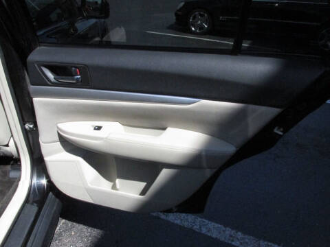 2013 Subaru Outback 2.5i Premium