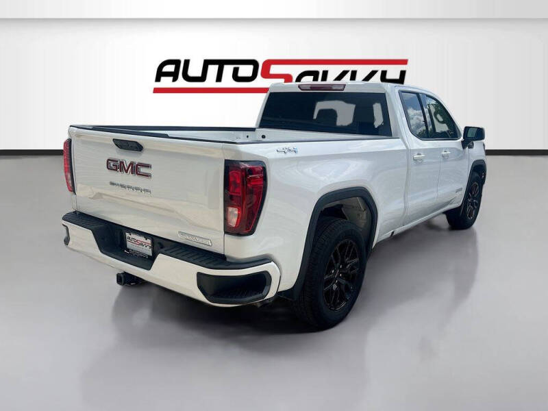 2025 GMC Sierra 1500 Elevation Standard