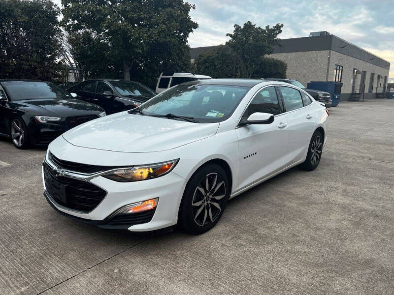 2020 Chevrolet Malibu for sale at Car Maverick in Addison TX