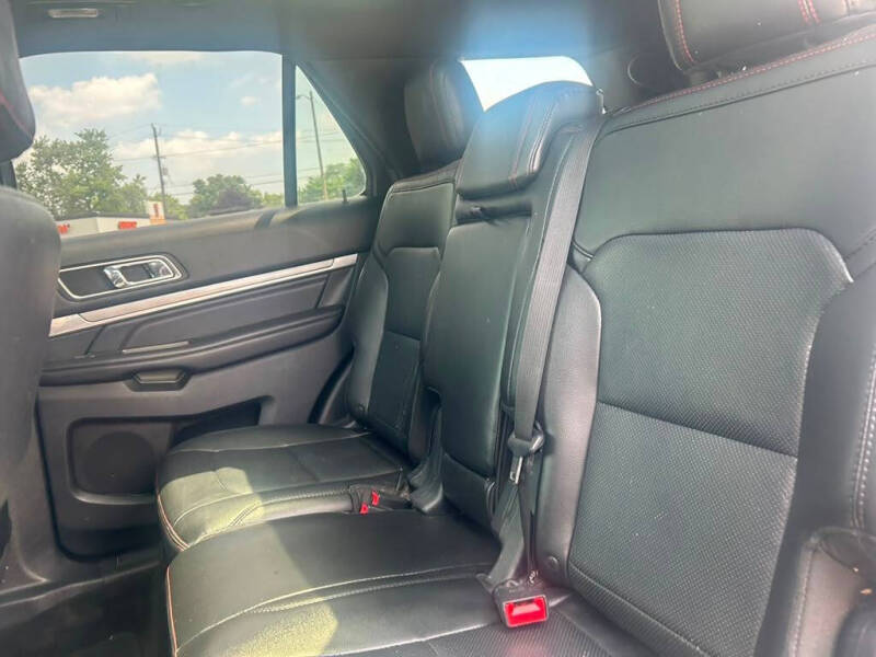 2016 Ford Explorer Sport