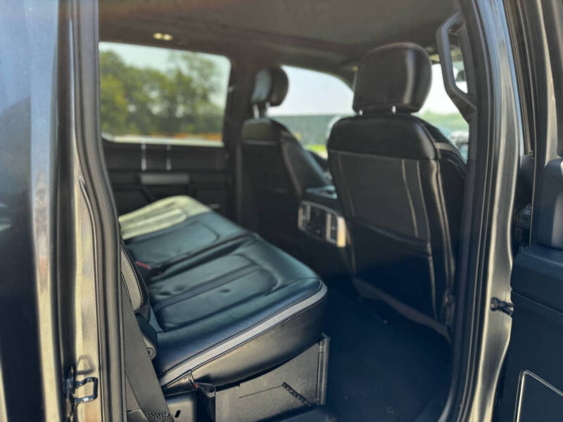 2019 Ford F-250 Super Duty Platinum photo 15