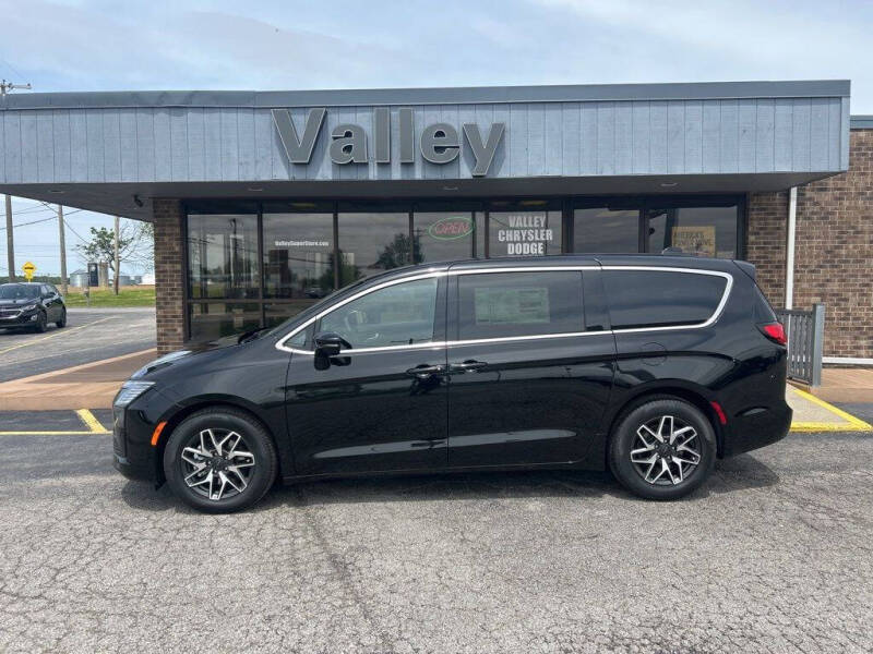 2027 Chrysler Pacifica Limited