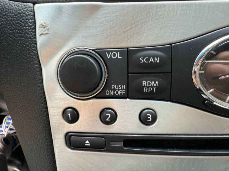 2014 Infiniti Q60 Coupe