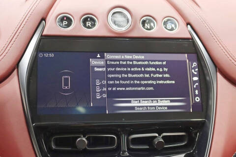 2021 Aston Martin DBX