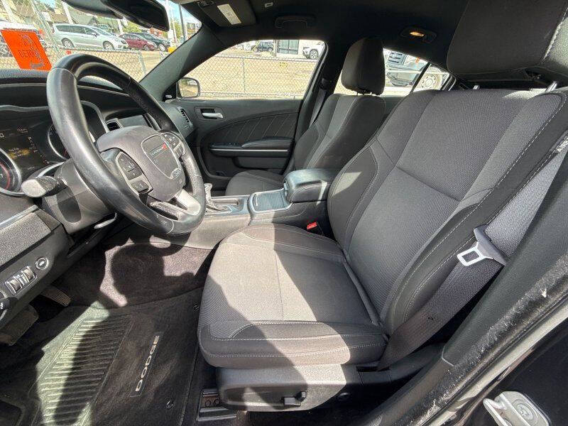 2017 Dodge Charger SXT