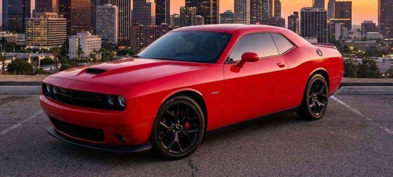 2022 Dodge Challenger R/T's photo