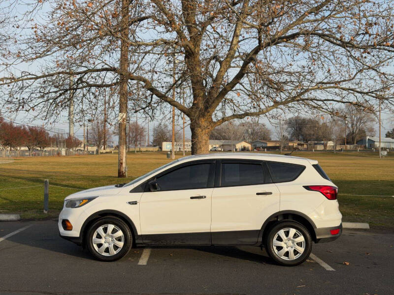 2019 Ford Escape S