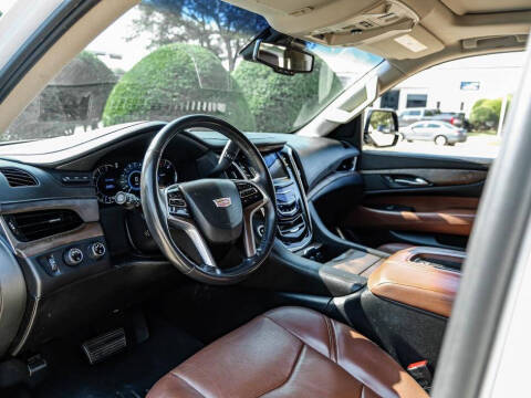 2016 Cadillac Escalade ESV Luxury Collection