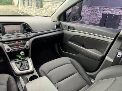 2018 Hyundai Elantra