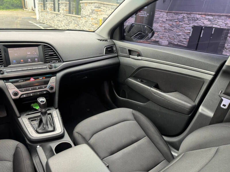 2018 Hyundai Elantra