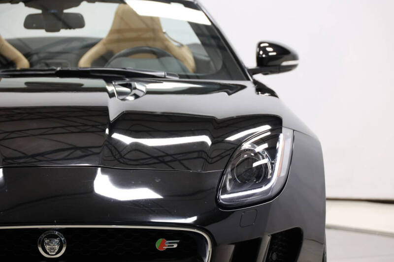 2014 Jaguar F-TYPE V8 S