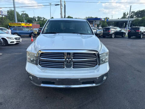 2014 RAM 1500 SLT