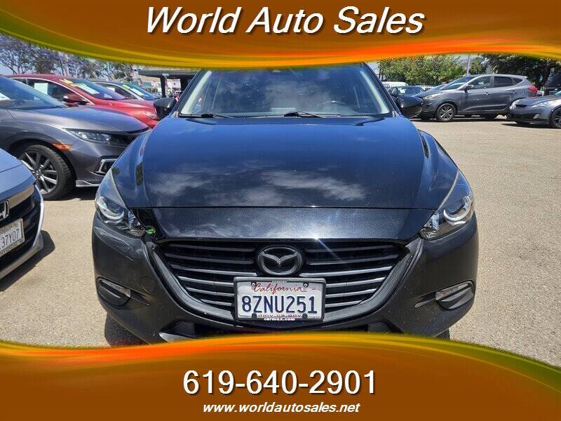 2018 Mazda MAZDA3 Touring