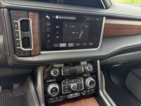 2023 GMC Yukon XL Denali Ultimate