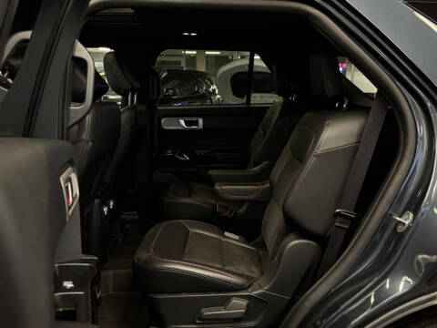 2023 Ford Explorer ST-Line