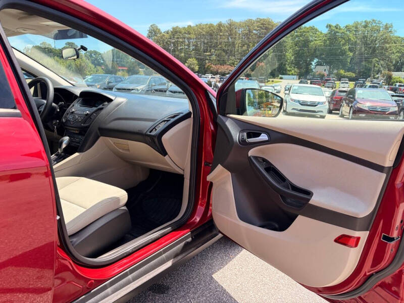 2017 Ford Focus SE