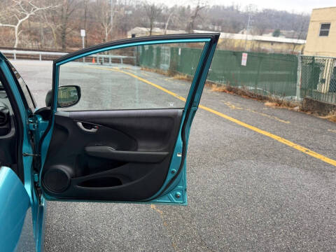 2012 Honda Fit Sport