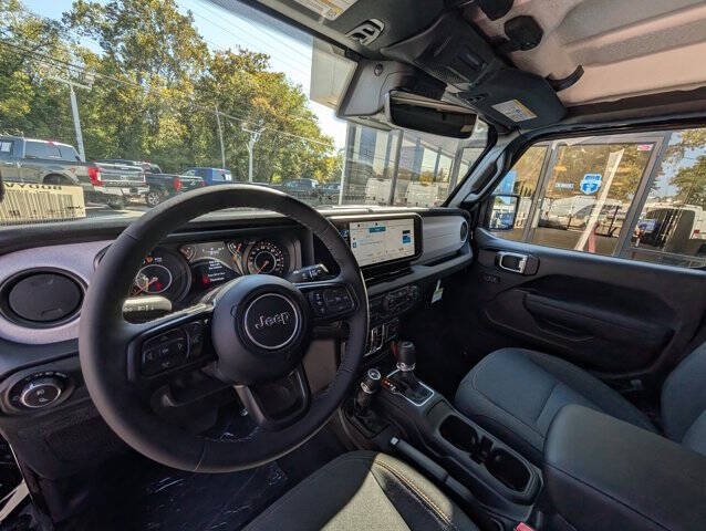 2025 Jeep Gladiator Sport S