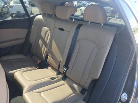 2019 Audi Q8 quattro Premium Plus 55 TFSI