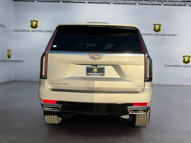 2022 Cadillac Escalade ESV Premium Luxury