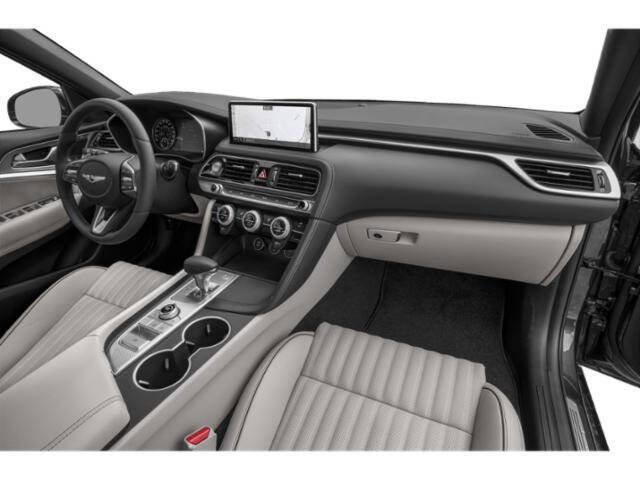 2022 Genesis G70
