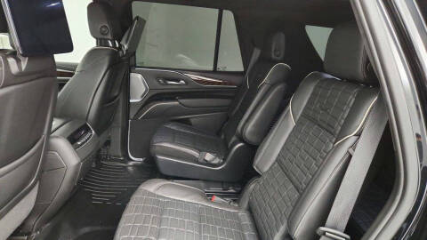 2023 Cadillac Escalade Sport Platinum