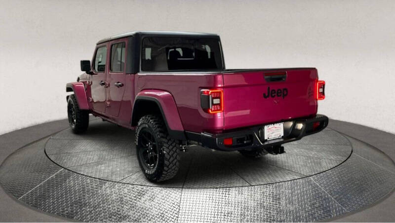 2024 Jeep Gladiator Willys