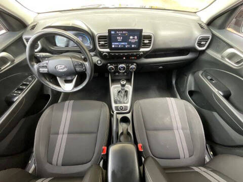 2024 Hyundai Venue SEL