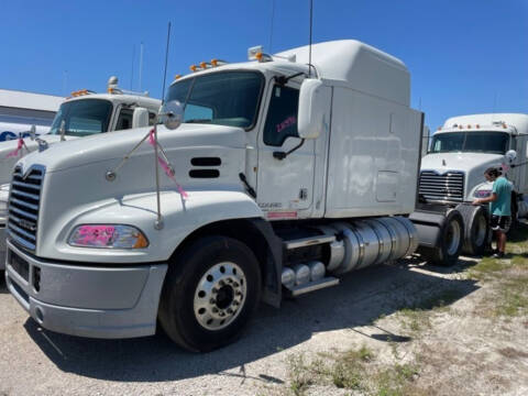 2012 Mack Pinnacle