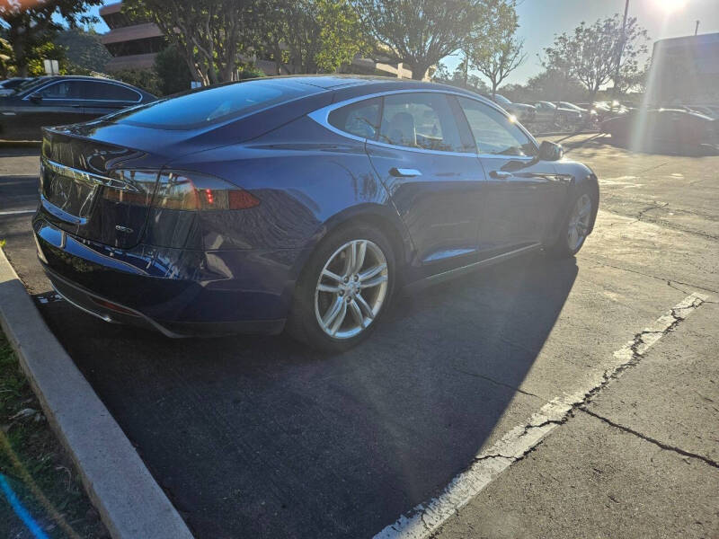 2015 Tesla Model S 85D