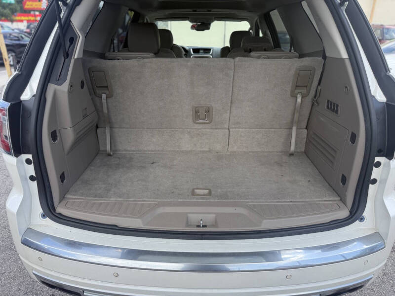 2014 GMC Acadia Denali