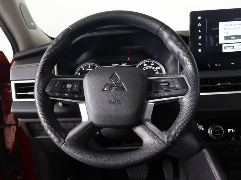 2026 Mitsubishi Outlander ES