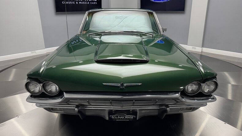 1965 Ford Thunderbird