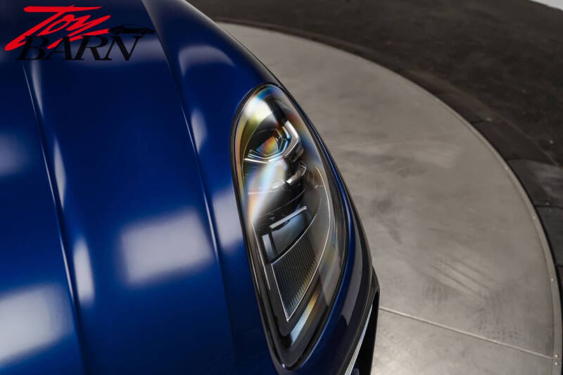 2022 Porsche Macan S