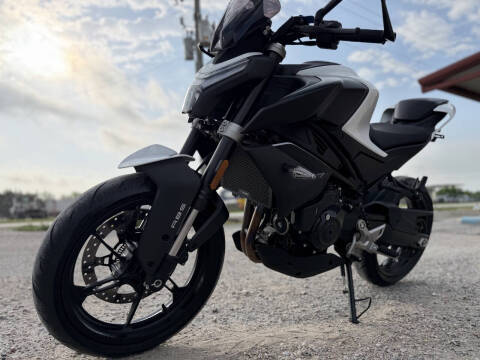 2024 CFMoto 450NK