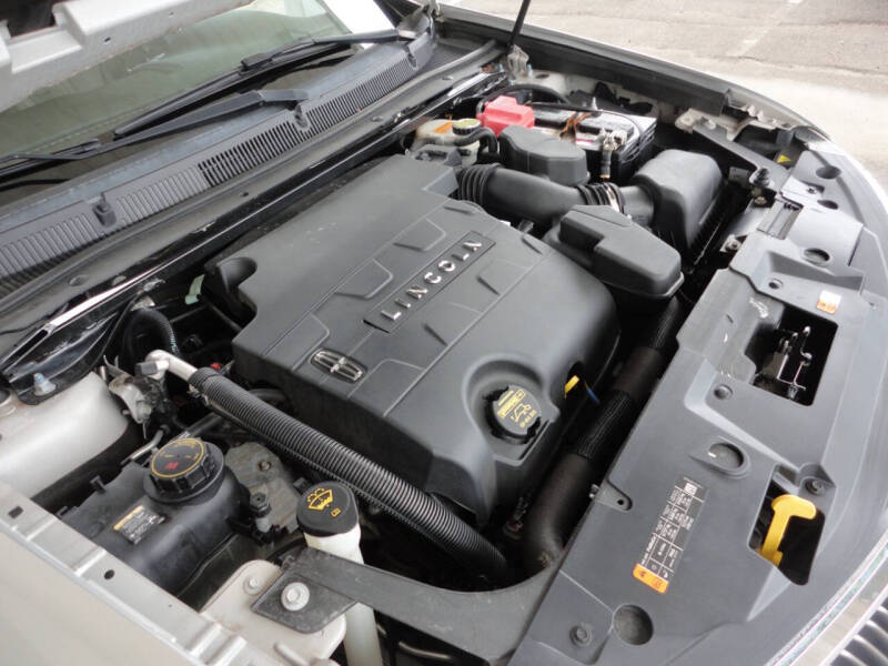 2014 Lincoln MKS