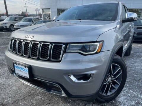 2017 Jeep Grand Cherokee for sale at CTCG AUTOMOTIVE in South Amboy NJ