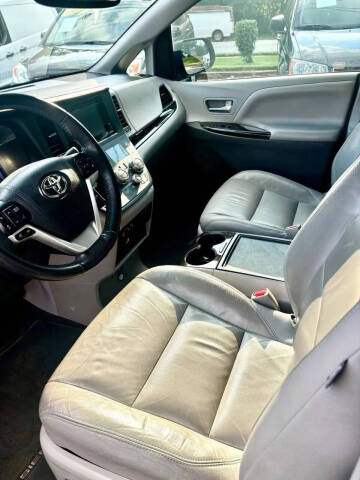 2017 Toyota Sienna