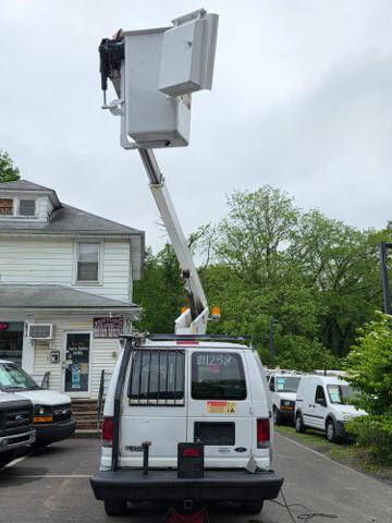 2005 Ford E-Series E-350 SD