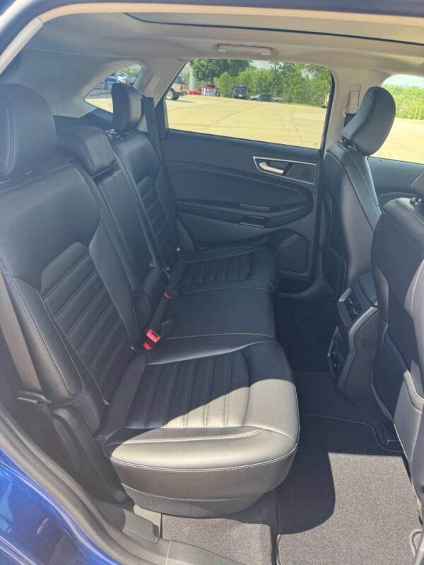 2023 Ford Edge