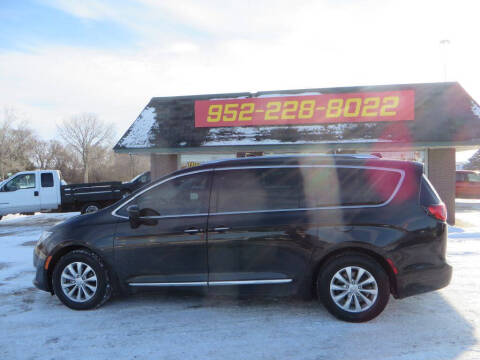 2018 Chrysler Pacifica Touring L