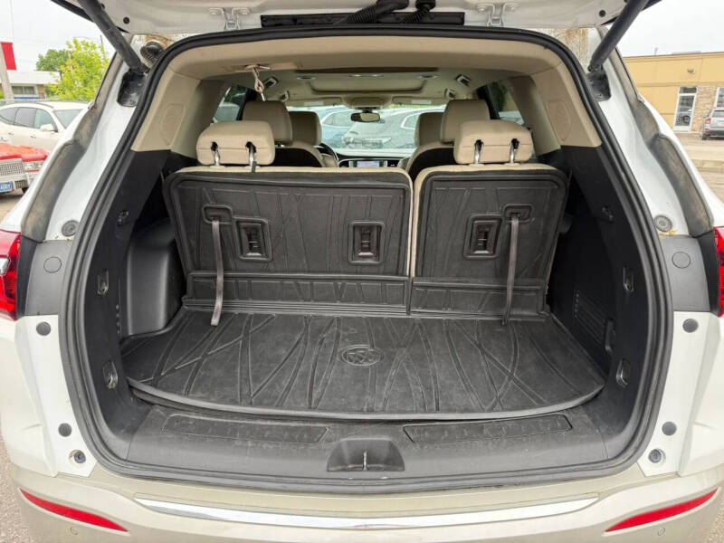 2020 Buick Enclave Essence