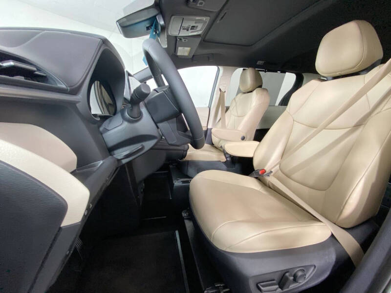 2023 Toyota Sienna XLE 7-Passenger
