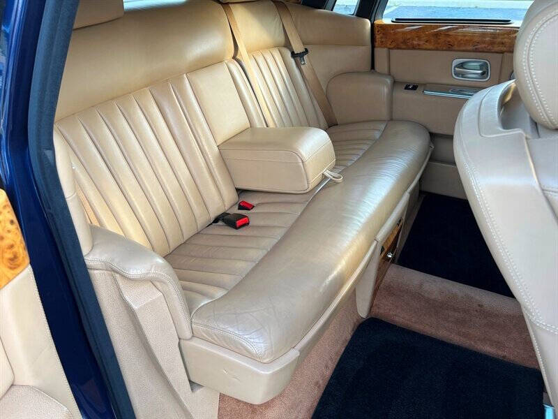 2004 Rolls-Royce Phantom 17