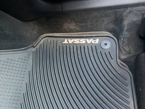 2012 Volkswagen Passat SE PZEV