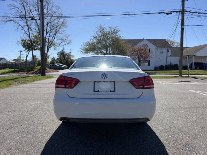 2012 Volkswagen Passat SE PZEV